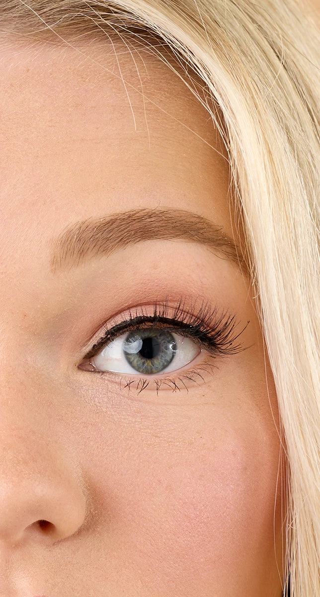 Adhesive Lashes